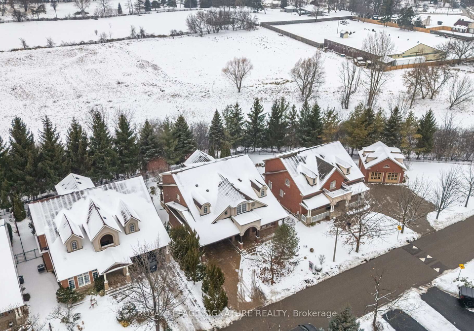 1592-hallstone-road-brampton-ontario-w13057342