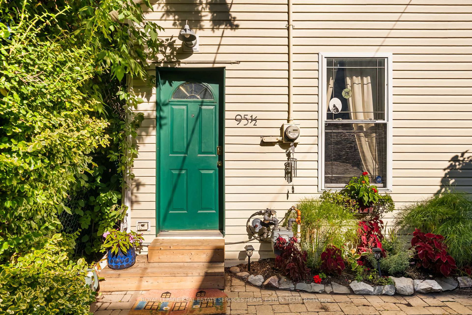 95-12-fuller-avenue-toronto-ontario-w13057432