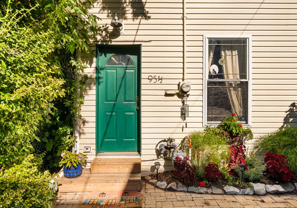 95-12-fuller-avenue-toronto-ontario-w13057432