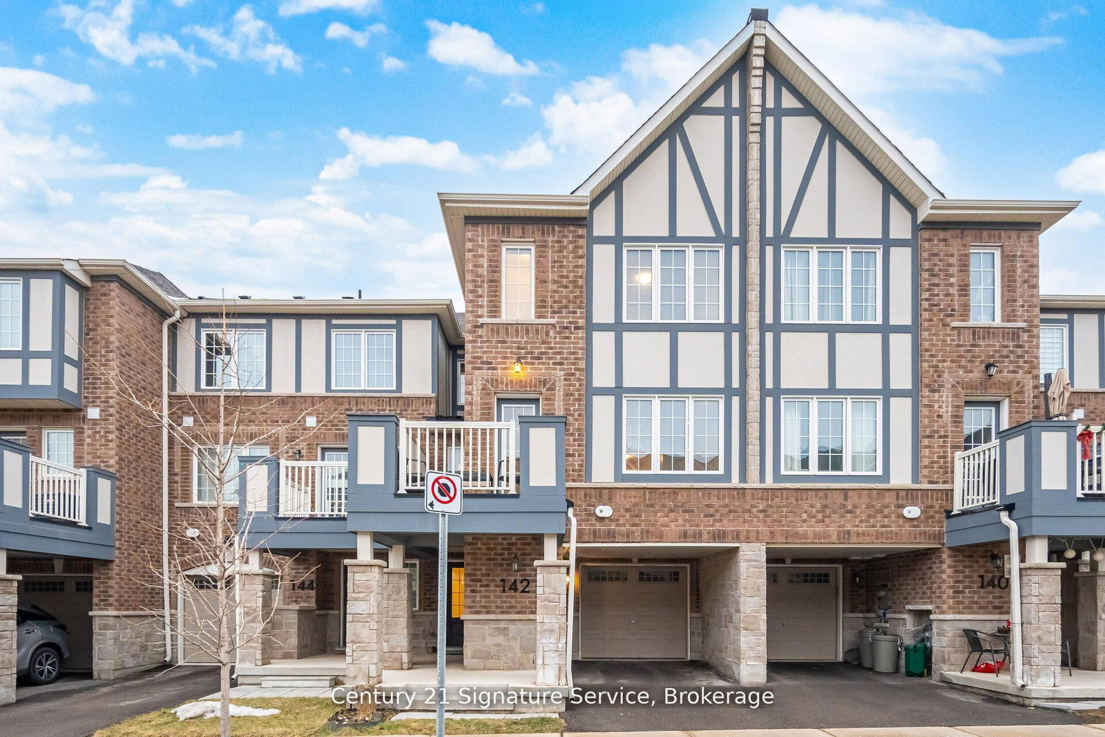 142-christopher-road-oakville-ontario-w13057614