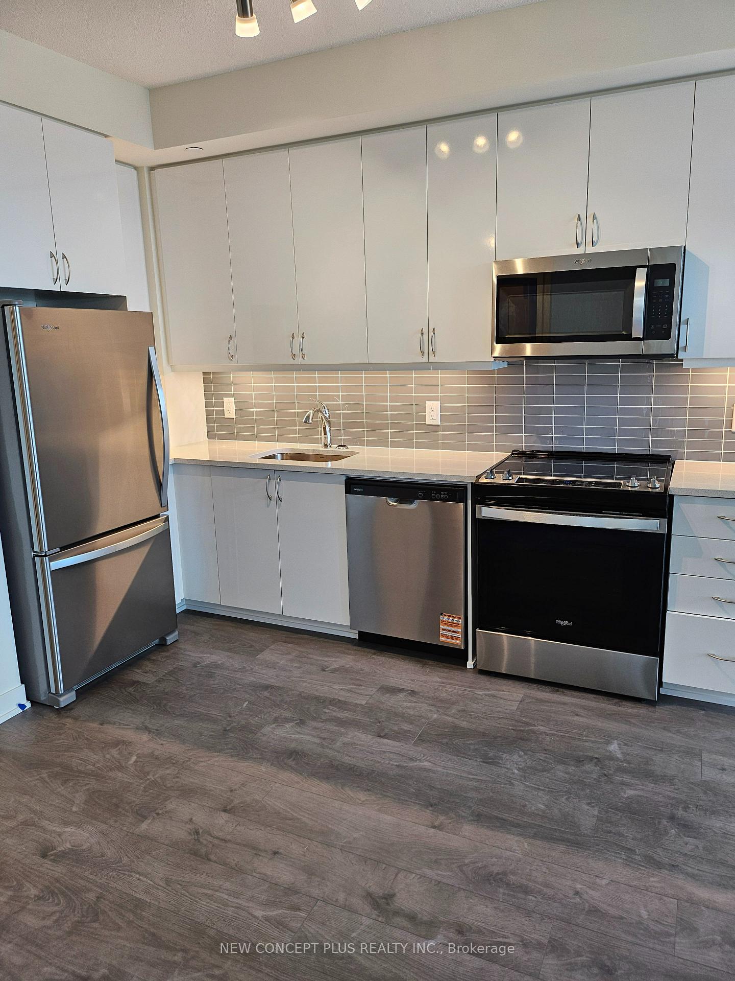 38-annie-craig-drive-etobicoke-ontario-w13057760