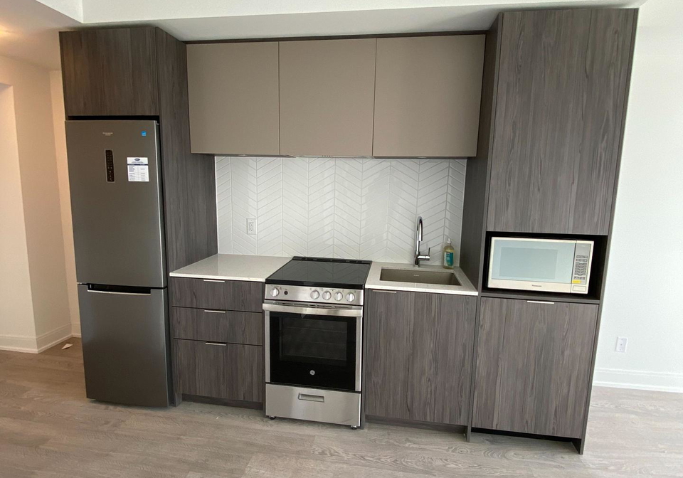 70-annie-craig-drive-etobicoke-ontario-w13057866