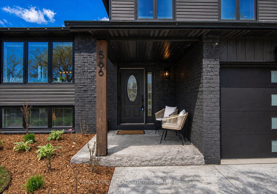 566-moorelands-crescent-milton-ontario-w13058182