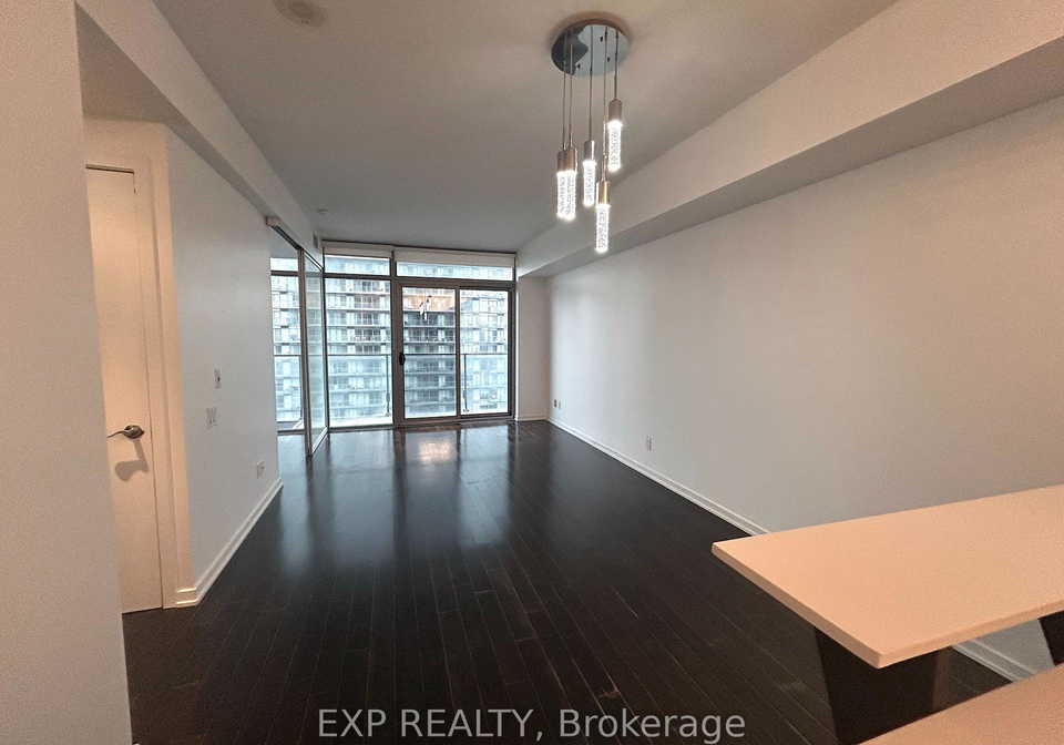 103-the-queensway-toronto-ontario-w13058206