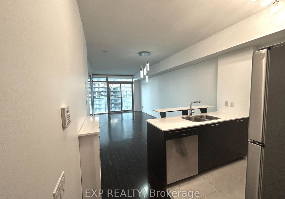 103-the-queensway-toronto-ontario-w13058206