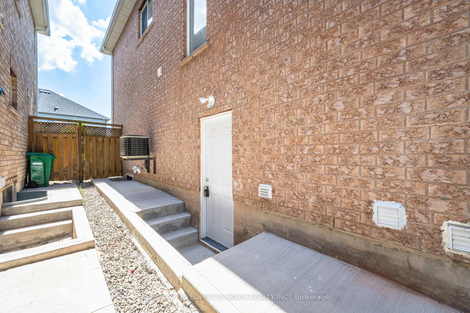 5654-dolmite-heights-mississauga-ontario-w13058238