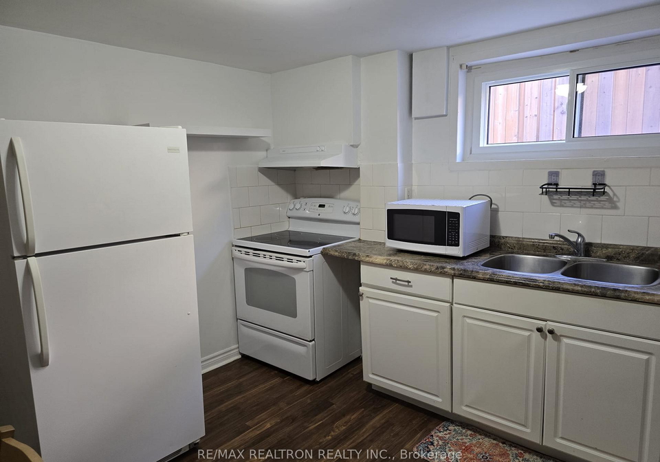 73-fallingdale-crescent-york-ontario-w13058562
