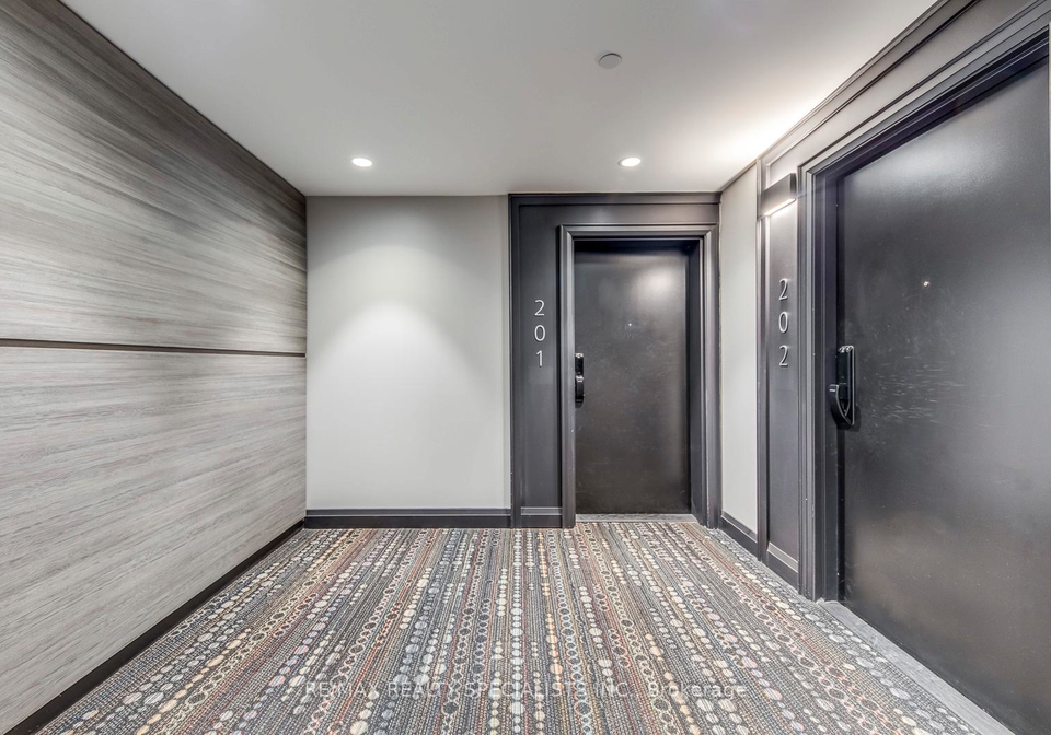 460-gordon-krantz-avenue-milton-ontario-w13058592