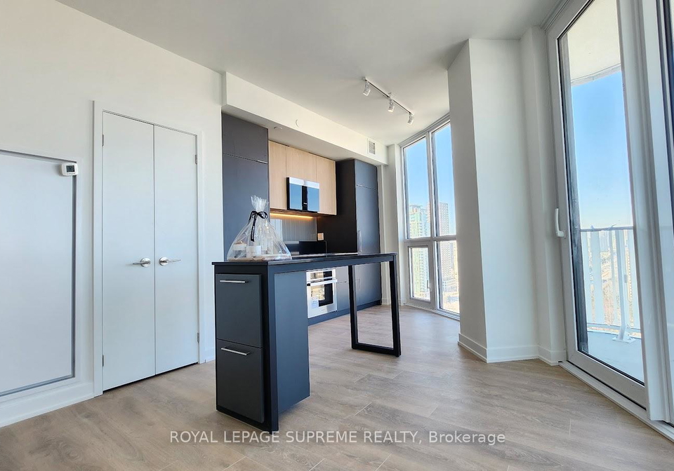 1-fairview-road-e-mississauga-ontario-w13058606