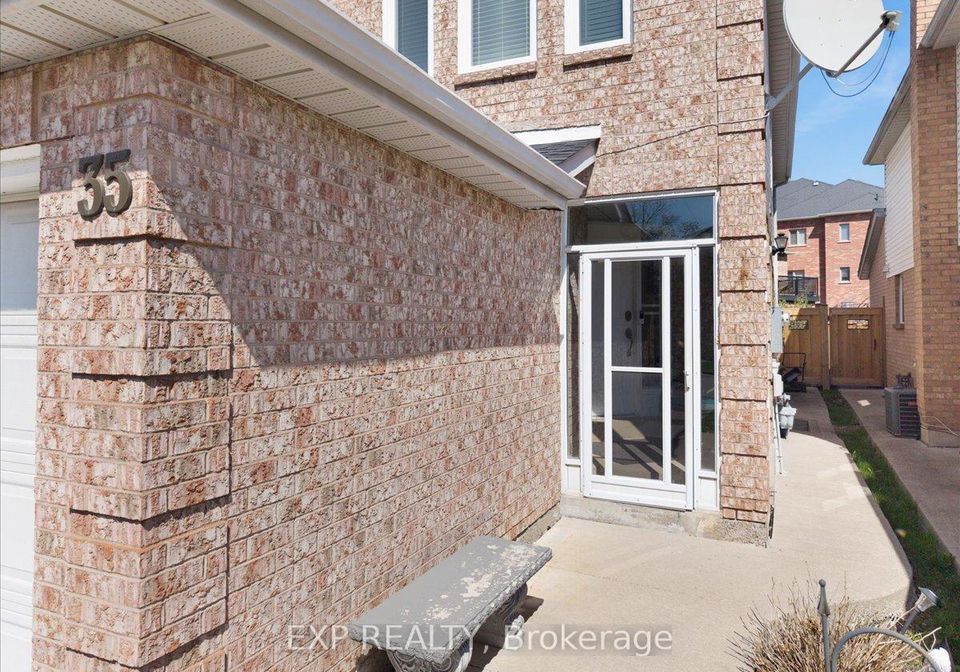 35-trammell-lane-brampton-ontario-w13058638