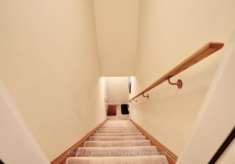 19-hays-boulevard-oakville-ontario-w13058758