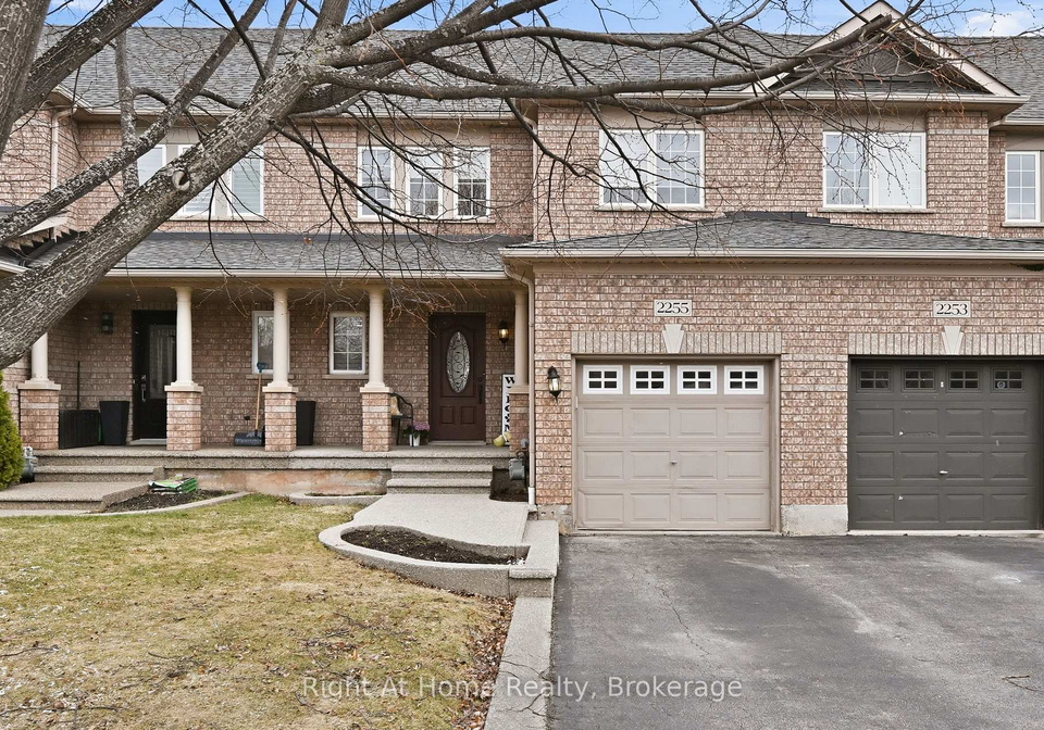 2255-hummingbird-way-oakville-ontario-w13058896
