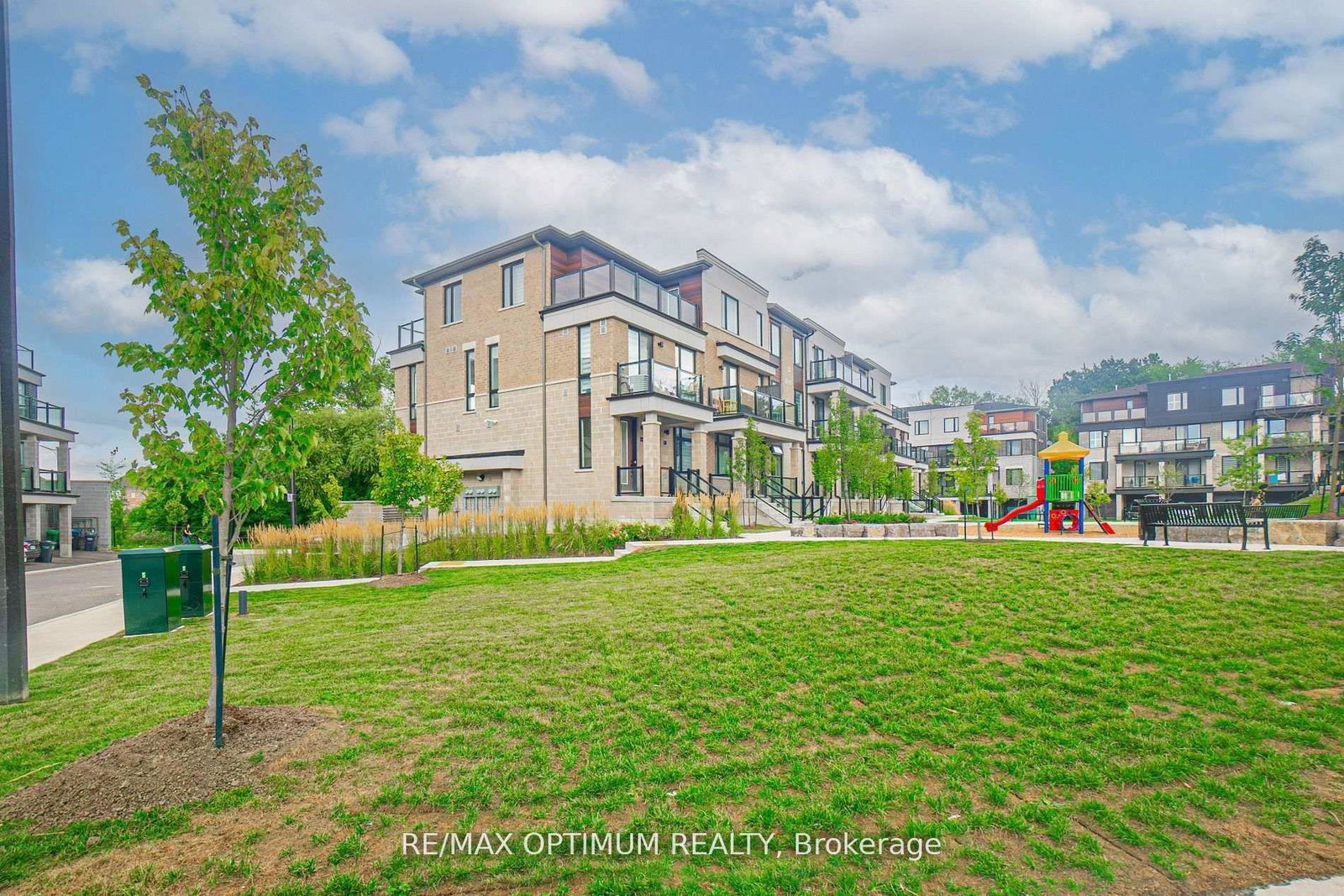 45-knotsberry-circle-brampton-ontario-w13058928