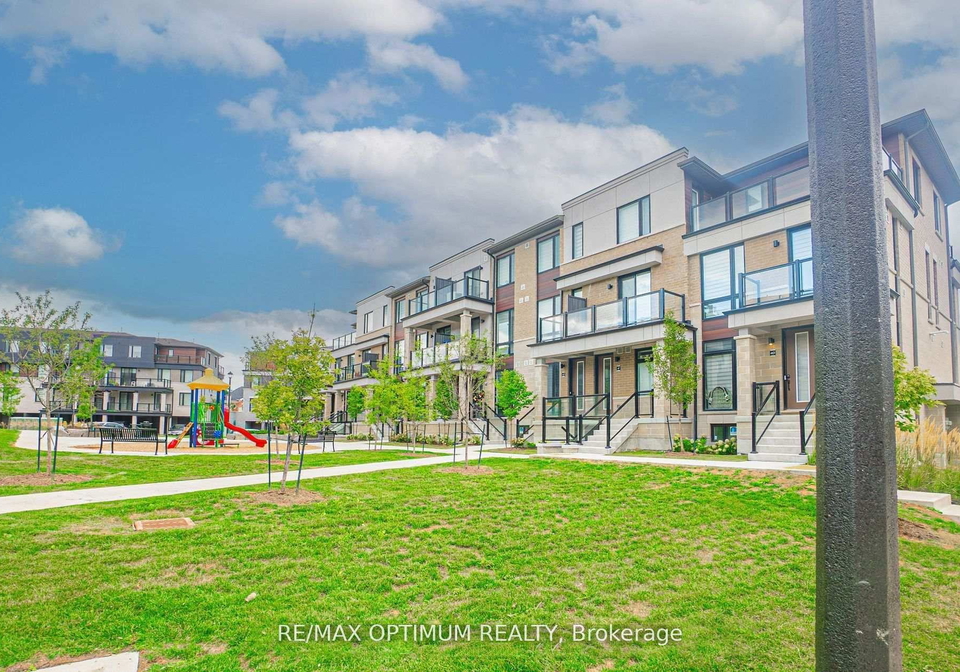 45-knotsberry-circle-brampton-ontario-w13058928