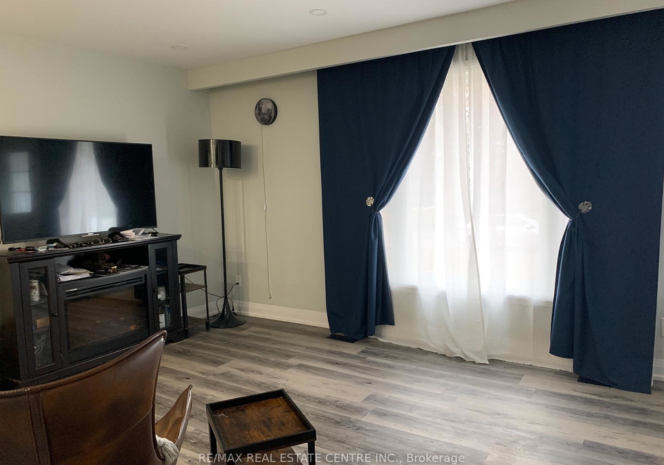 34-caledonia-road-orangeville-ontario-w13059060