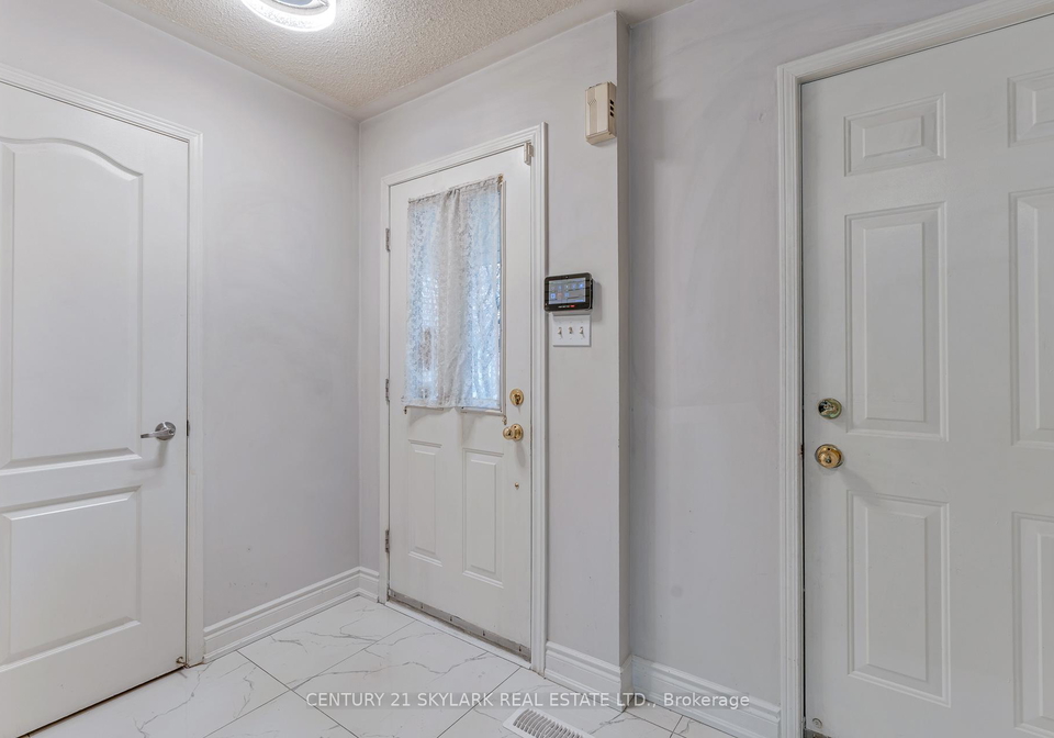 2665-thomas-street-mississauga-ontario-w13059096