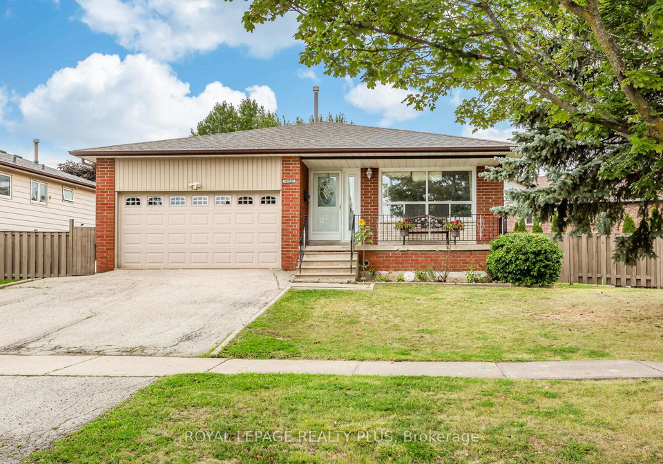2844-kingsberry-crescent-mississauga-ontario-w13059198