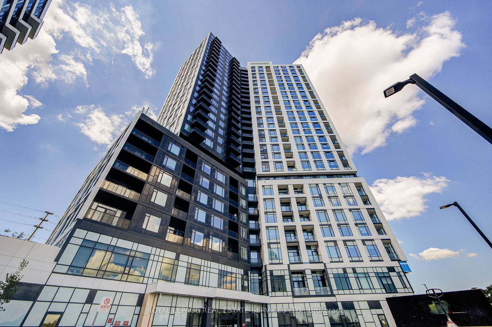 2495-eglinton-avenue-w-mississauga-ontario-w13059236