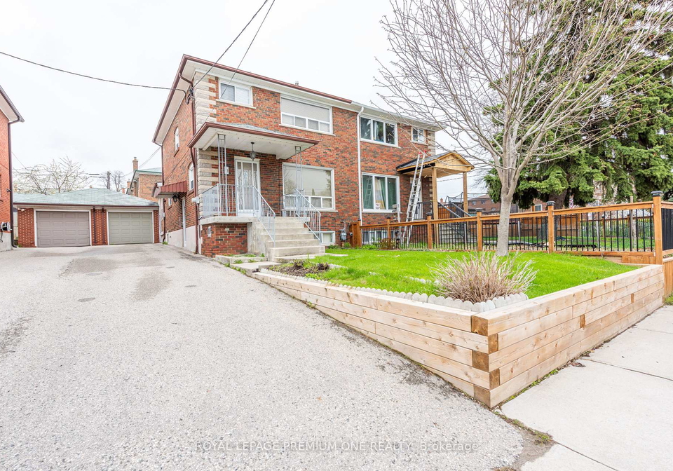 63-haverson-boulevard-toronto-ontario-w13059294