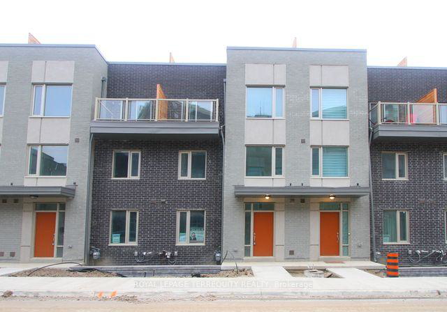 12-applewood-lane-etobicoke-ontario-w13059356