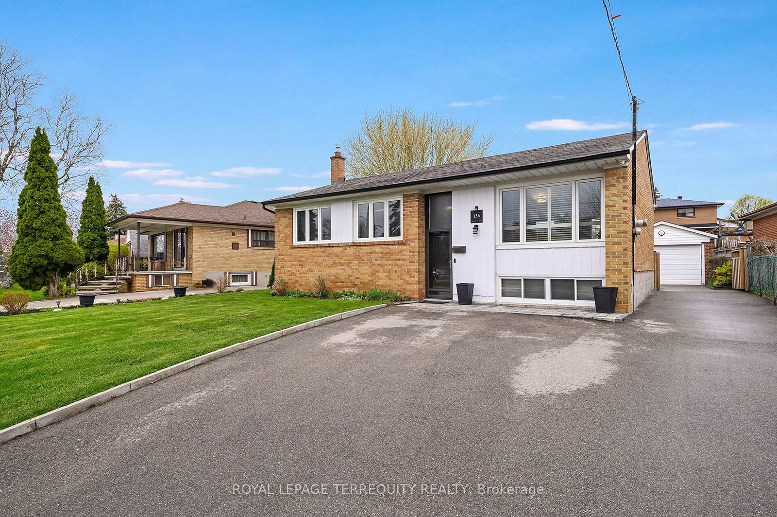 136-strathburn-boulevard-york-ontario-w13059360