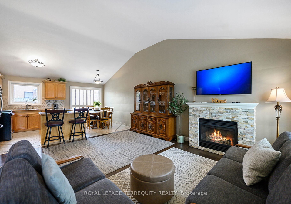 136-strathburn-boulevard-york-ontario-w13059360