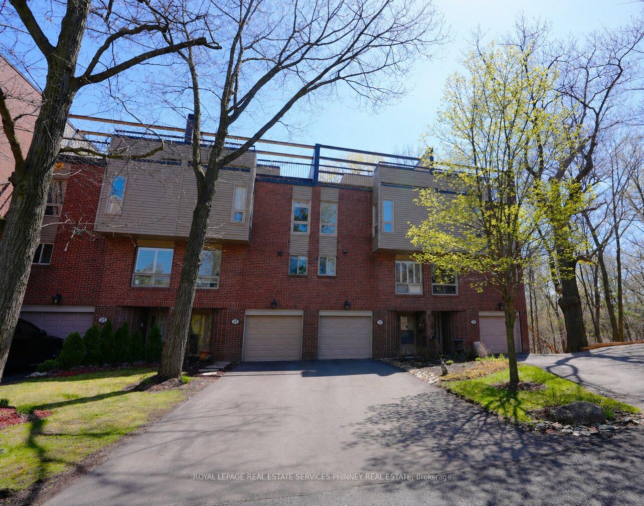 1250-marlborough-court-oakville-ontario-w13059410