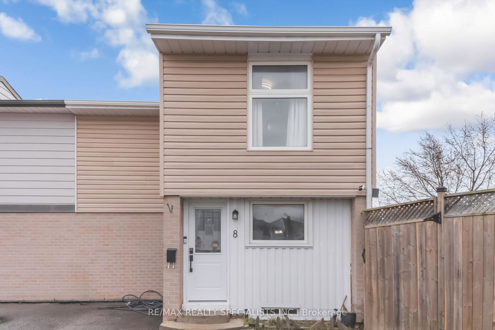 8-grantbrooke-court-brampton-ontario-w13059436