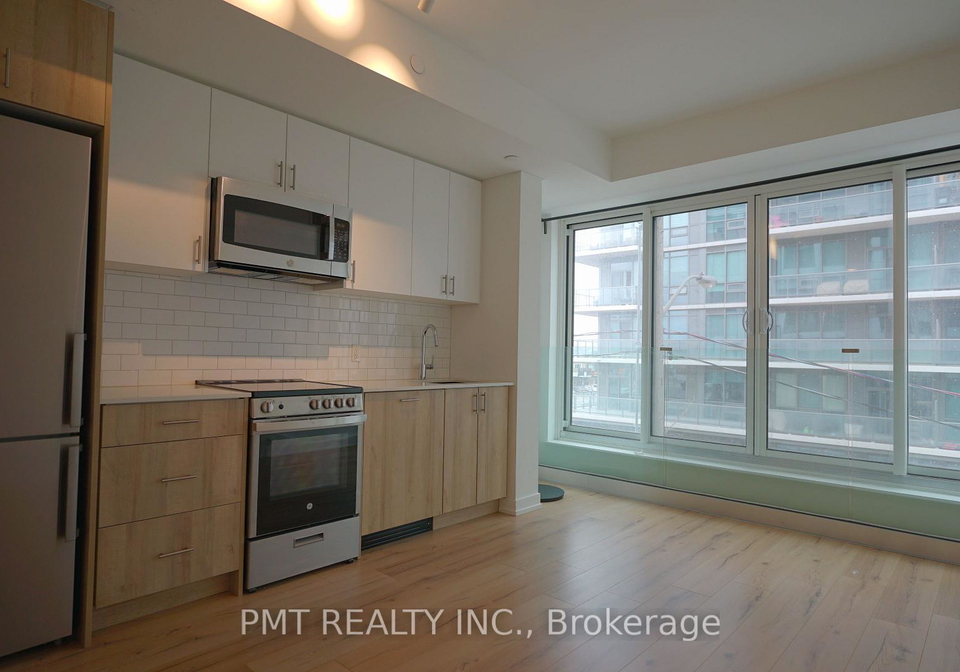 1195-the-queensway-etobicoke-ontario-w13059490