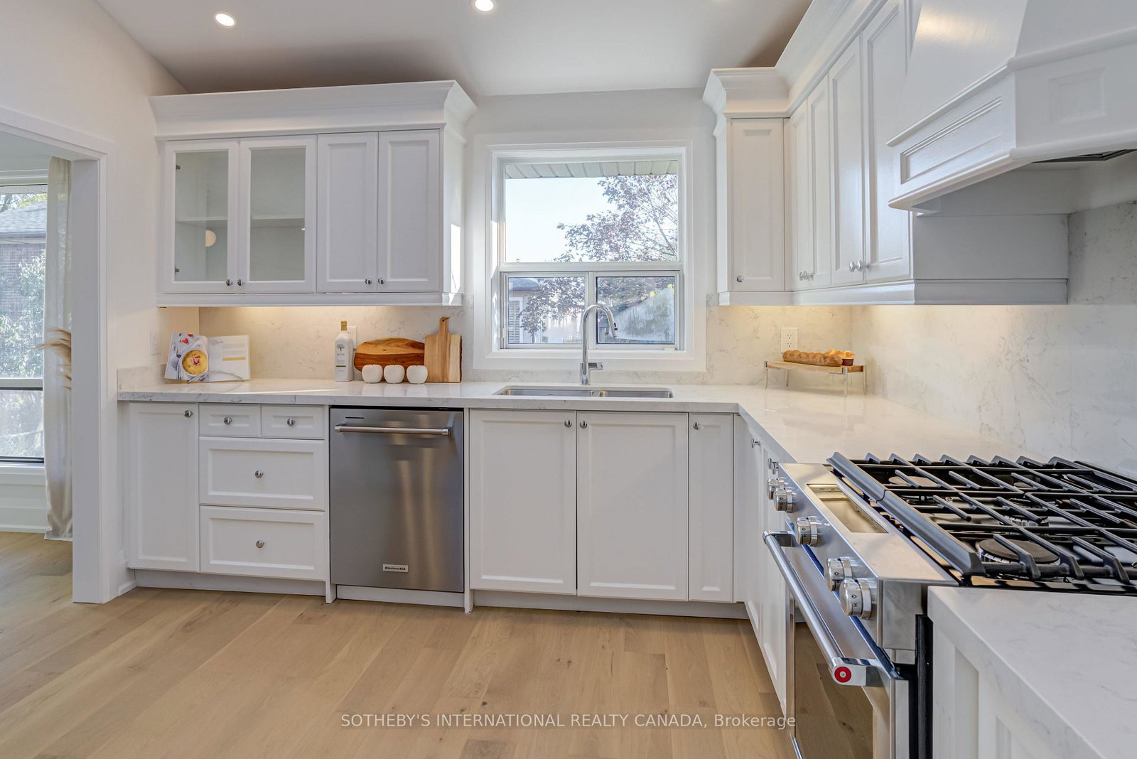 34-euphrasia-drive-north-york-ontario-w13059704