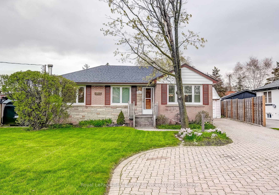 1067-pinegrove-road-oakville-ontario-w13060208