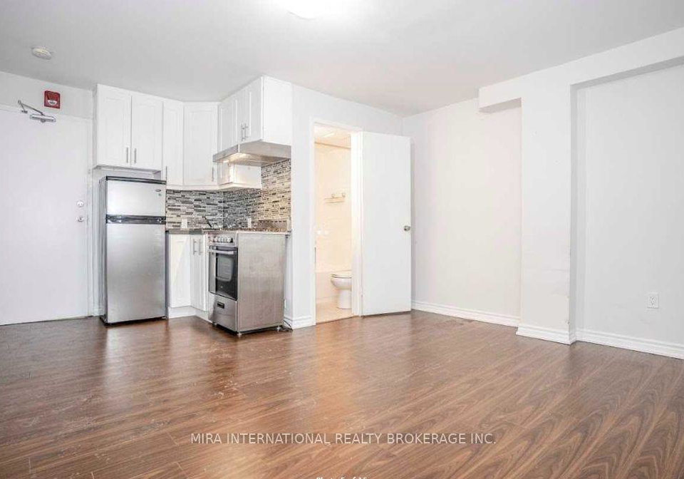 70-melbourne-avenue-toronto-ontario-w13060784