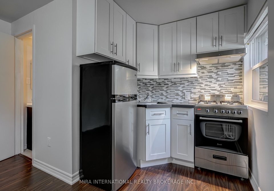70-melbourne-avenue-toronto-ontario-w13060796