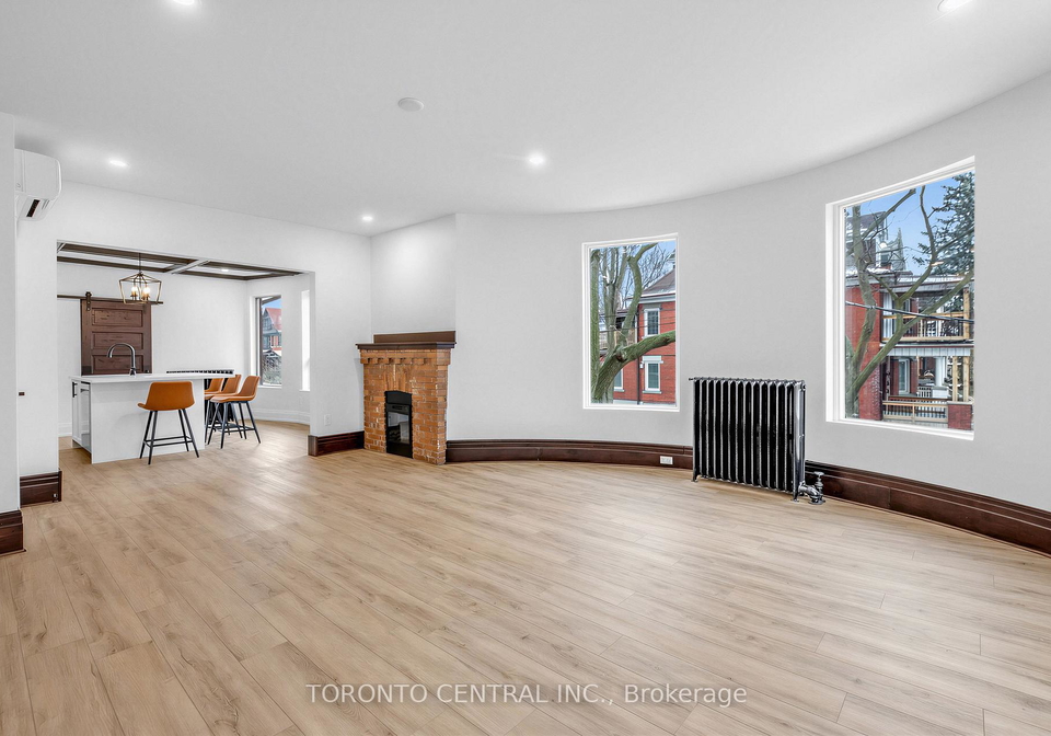 171-parkside-drive-toronto-ontario-w13060856