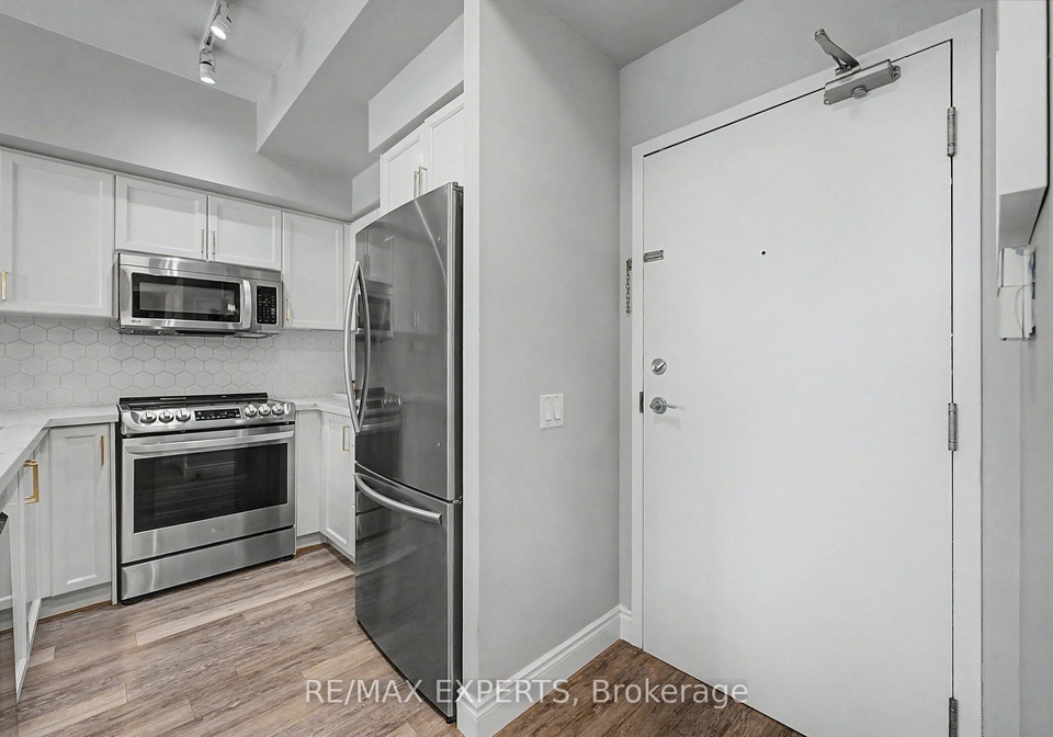 5-marine-parade-drive-etobicoke-ontario-w13060954