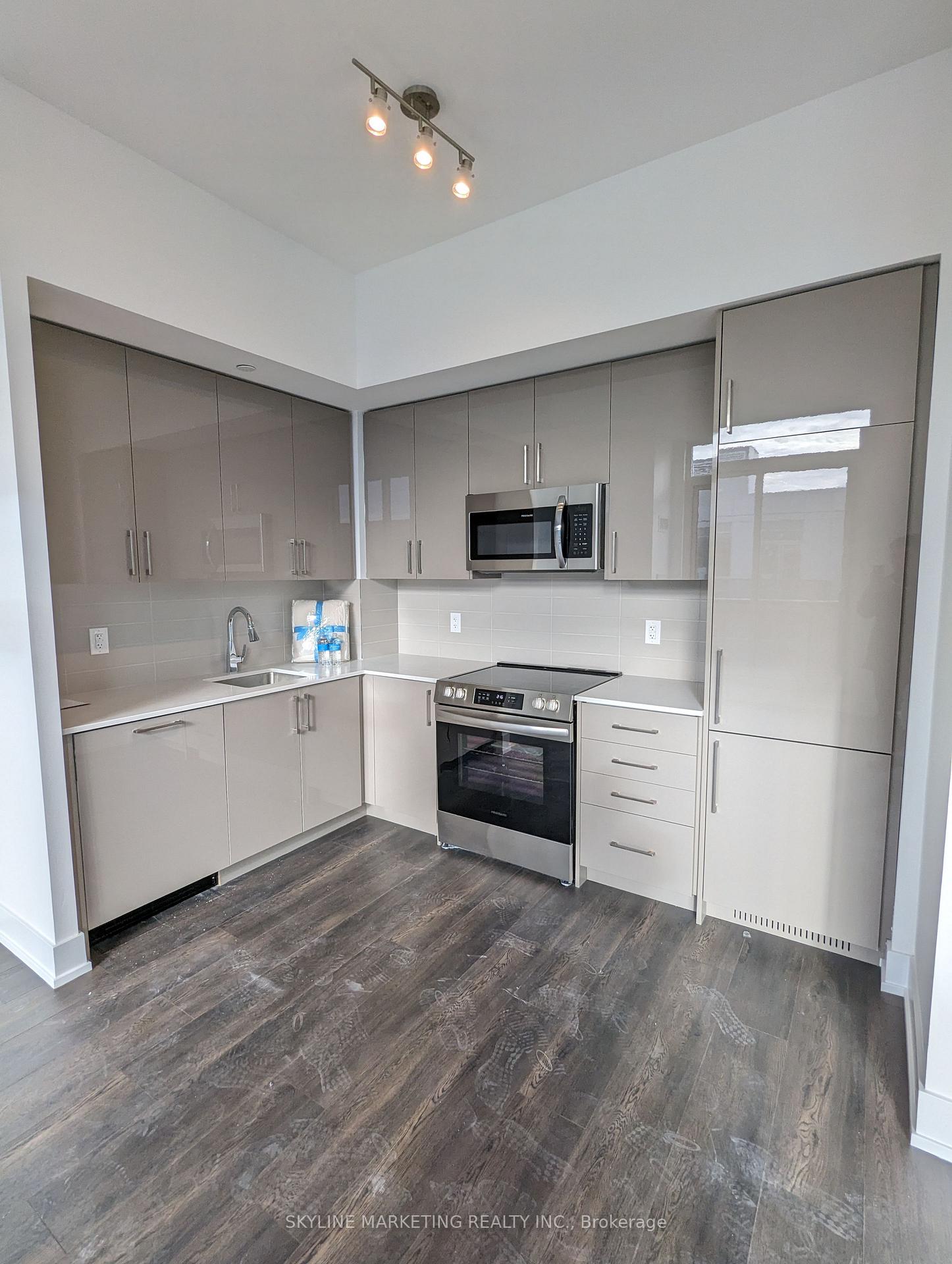 2450-old-bronte-road-oakville-ontario-w13060982