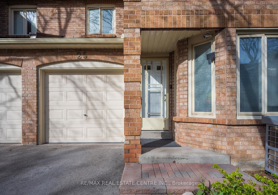 5020-delaware-drive-mississauga-ontario-w13061032