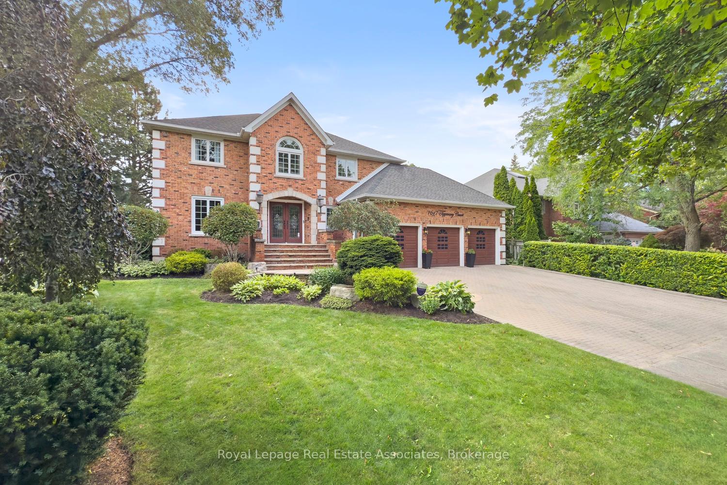 1617-tipperary-court-mississauga-ontario-w13061538