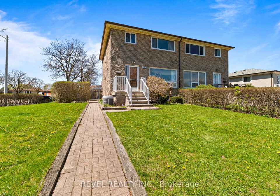 6821-darcel-avenue-mississauga-ontario-w13061930