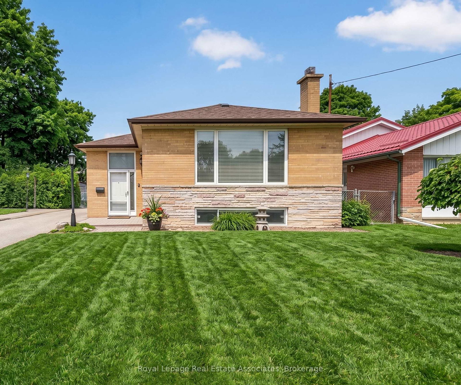 168-taysham-crescent-etobicoke-ontario-w13062002