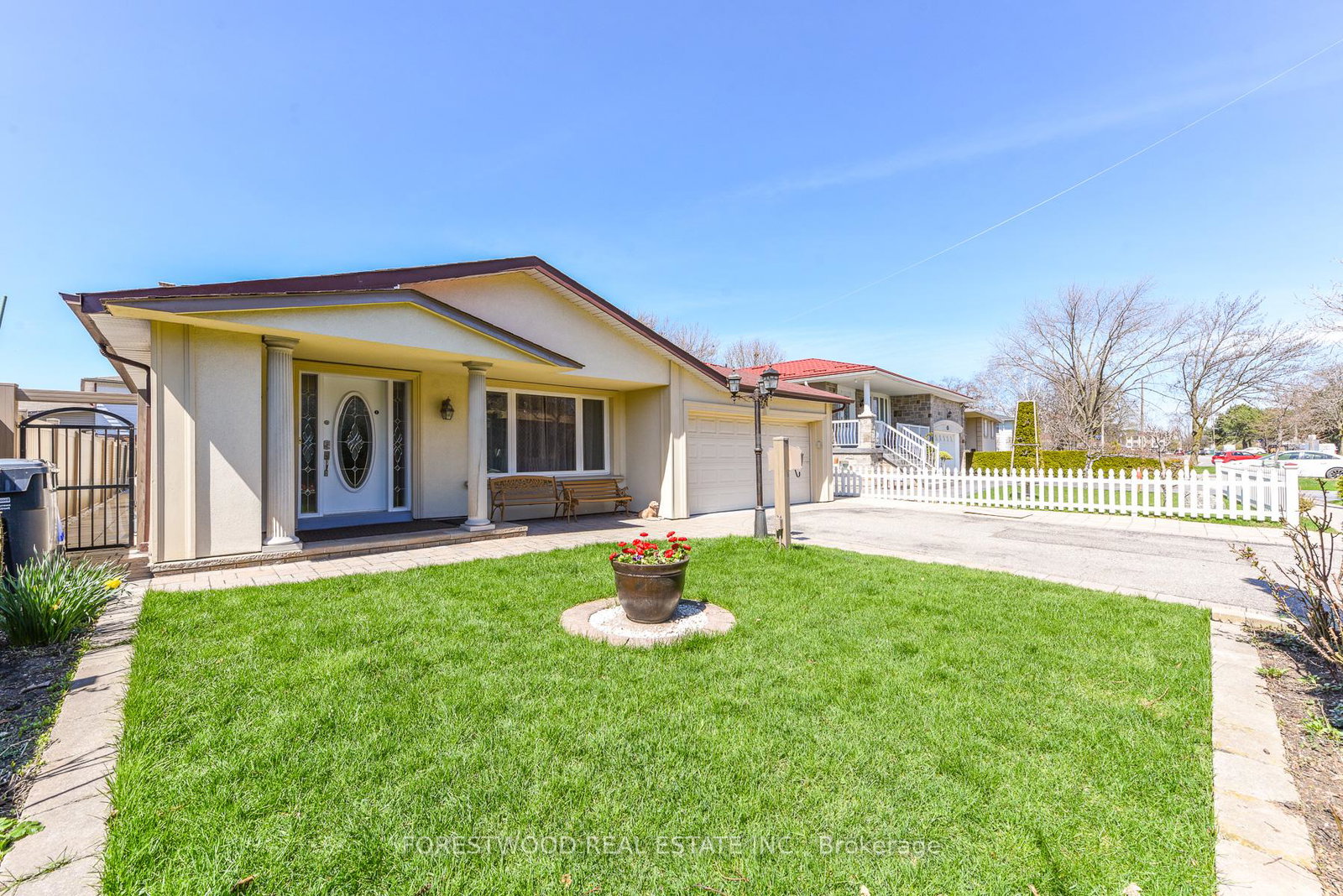 571-silver-creek-boulevard-mississauga-ontario-w13062578