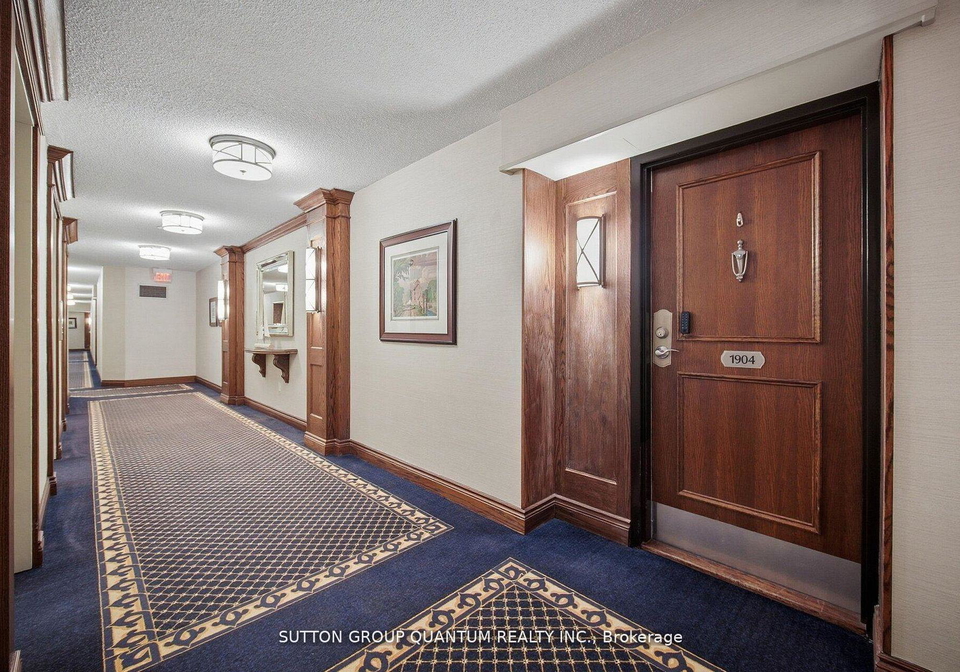 2170-marine-drive-oakville-ontario-w13062592