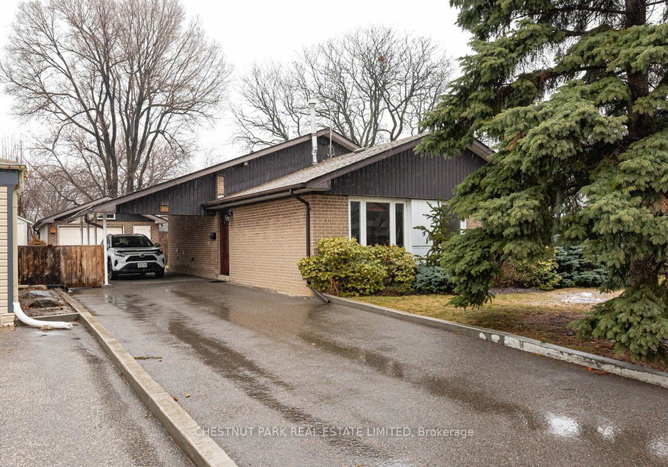 16-vanderbrent-crescent-etobicoke-ontario-w13063092