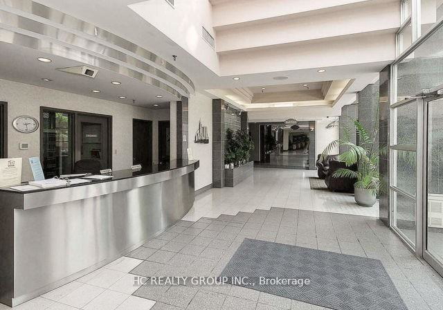 285-enfield-place-mississauga-ontario-w13063130