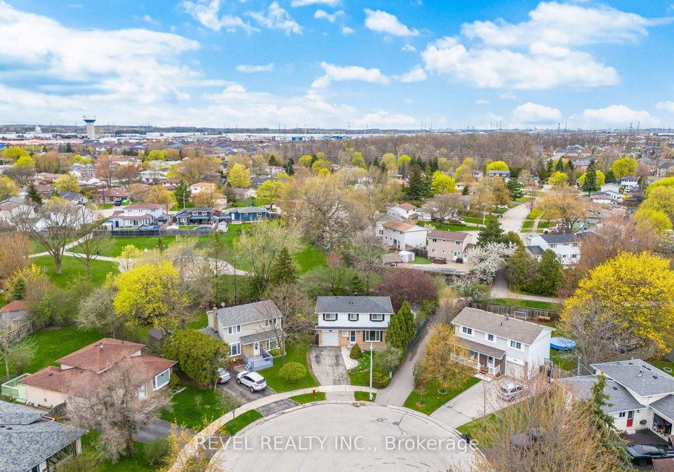 807-secord-court-milton-ontario-w13063154