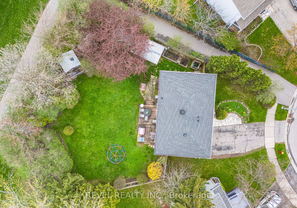 807-secord-court-milton-ontario-w13063154