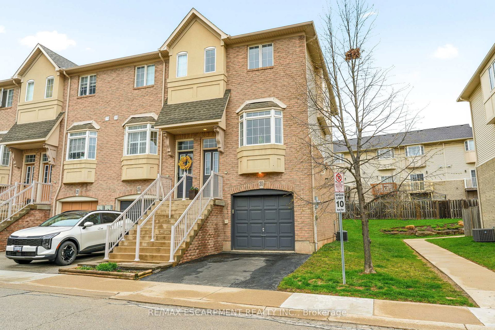 5080-fairview-street-burlington-ontario-w13063158