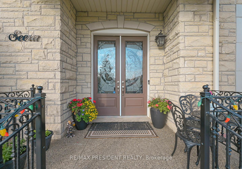 65-parity-road-brampton-ontario-w13063196