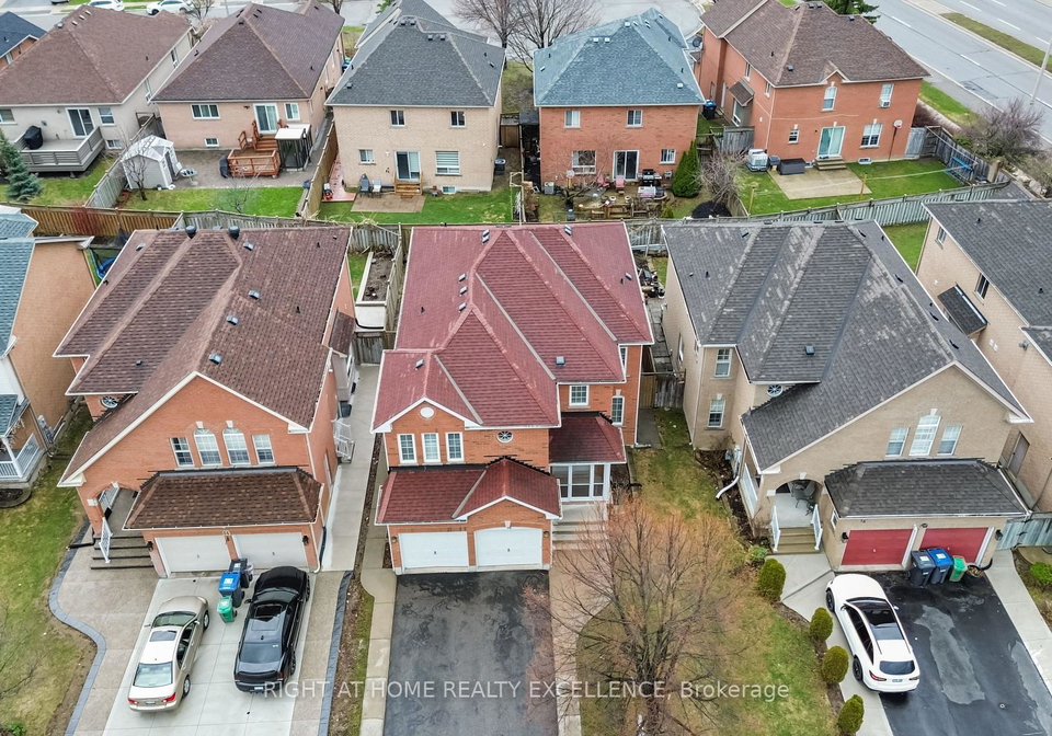 16-whitford-court-brampton-ontario-w13063224