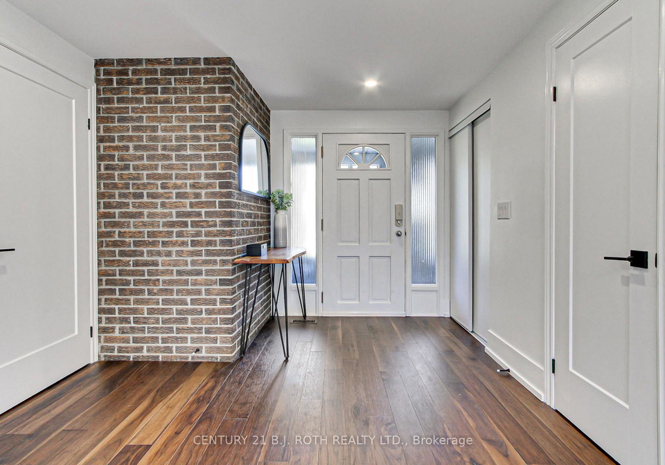 2931-saint-malo-circle-mississauga-ontario-w13063234